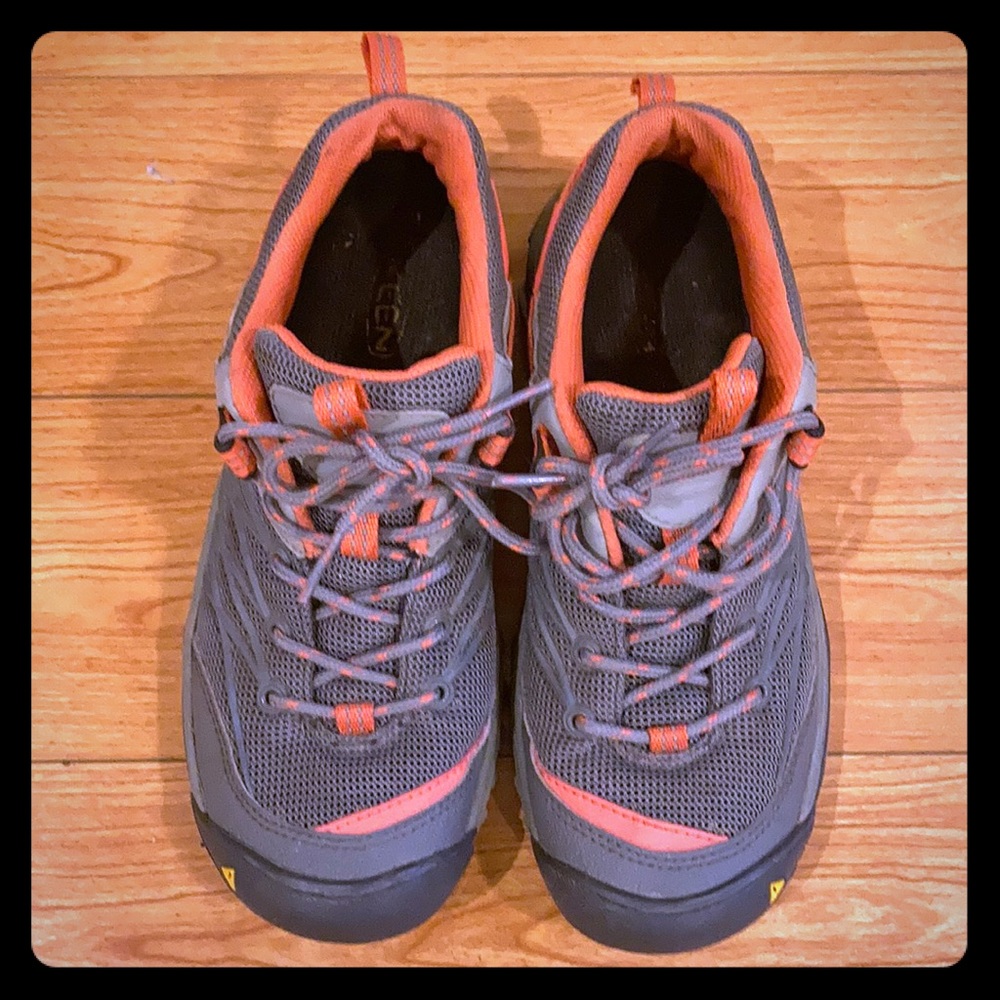 Keen shoes